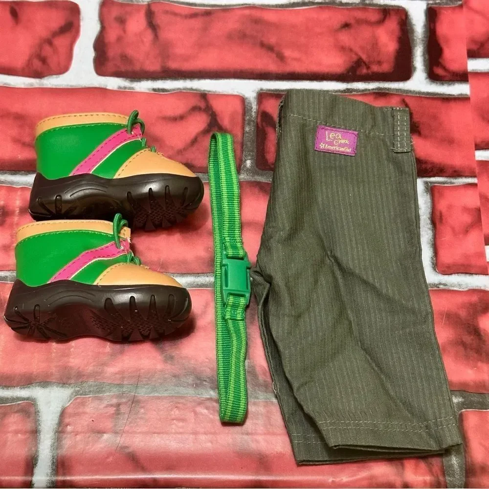 American Girl Lea Clark accessories